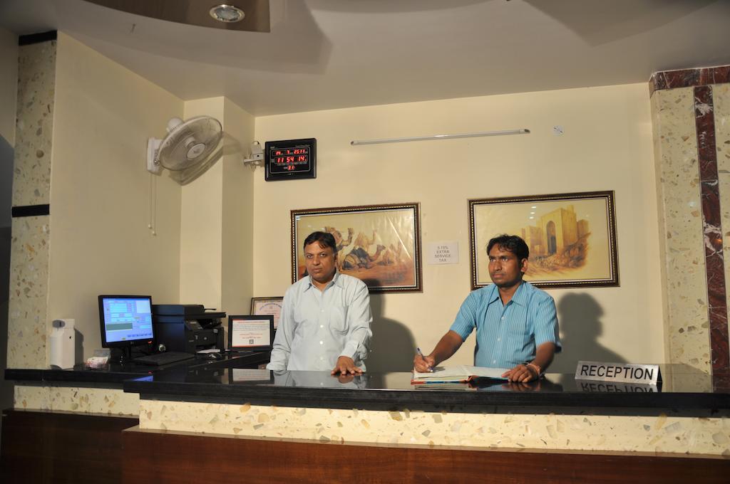 Hotel Metro Jaipur Luaran gambar