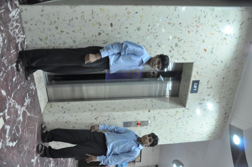 Hotel Metro Jaipur Luaran gambar