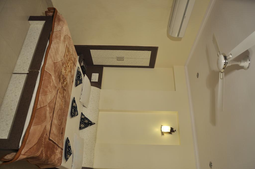 Hotel Metro Jaipur Luaran gambar