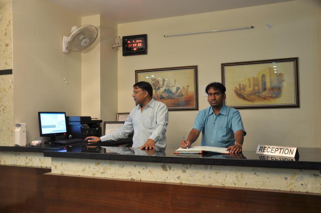 Hotel Metro Jaipur Luaran gambar