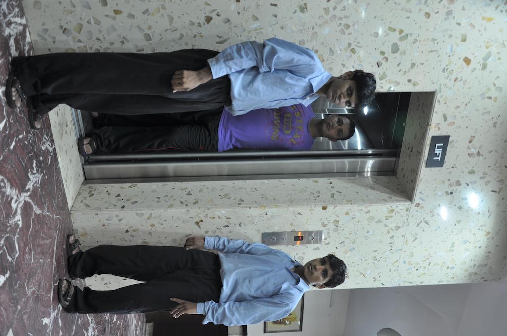 Hotel Metro Jaipur Luaran gambar