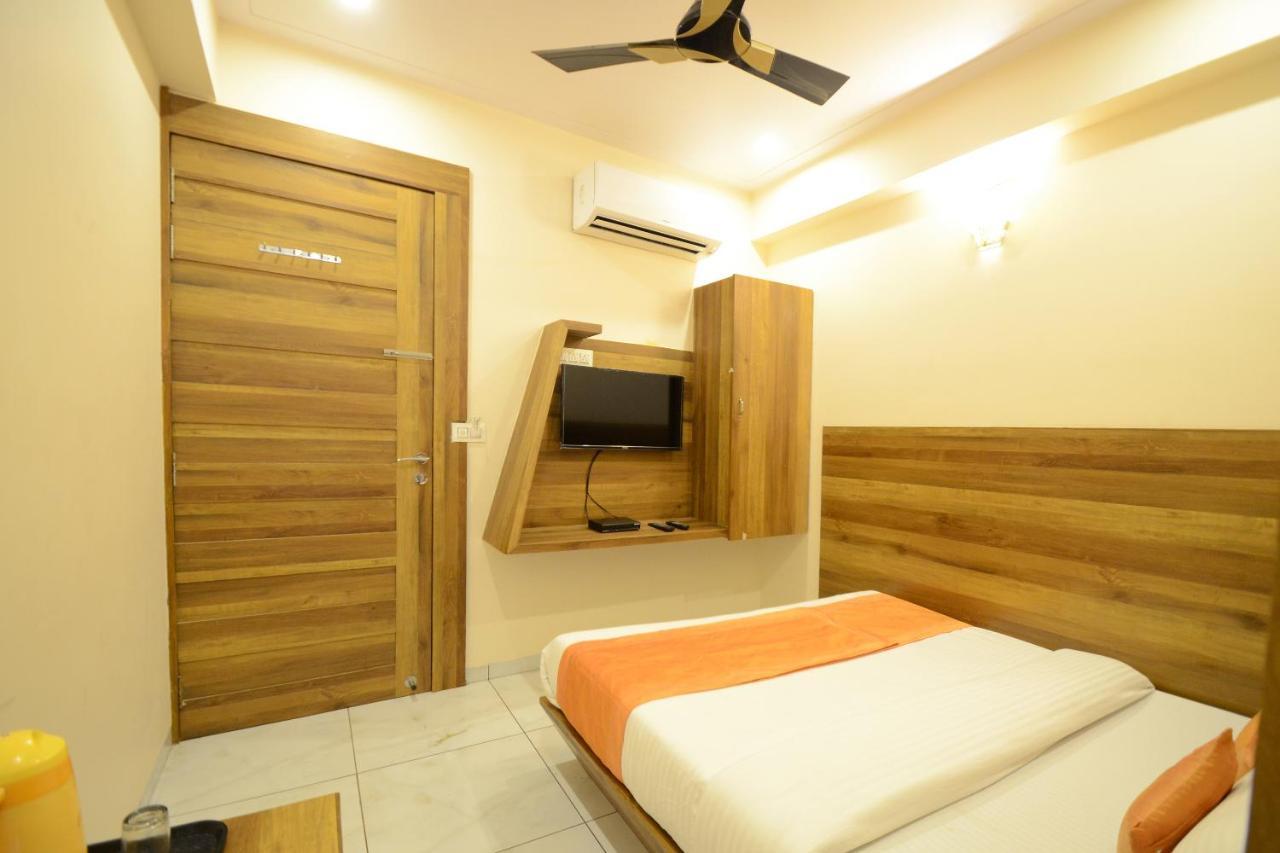 Hotel Metro Jaipur Luaran gambar