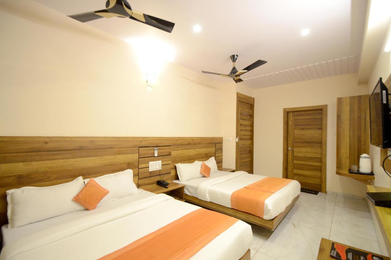 Hotel Metro Jaipur Luaran gambar